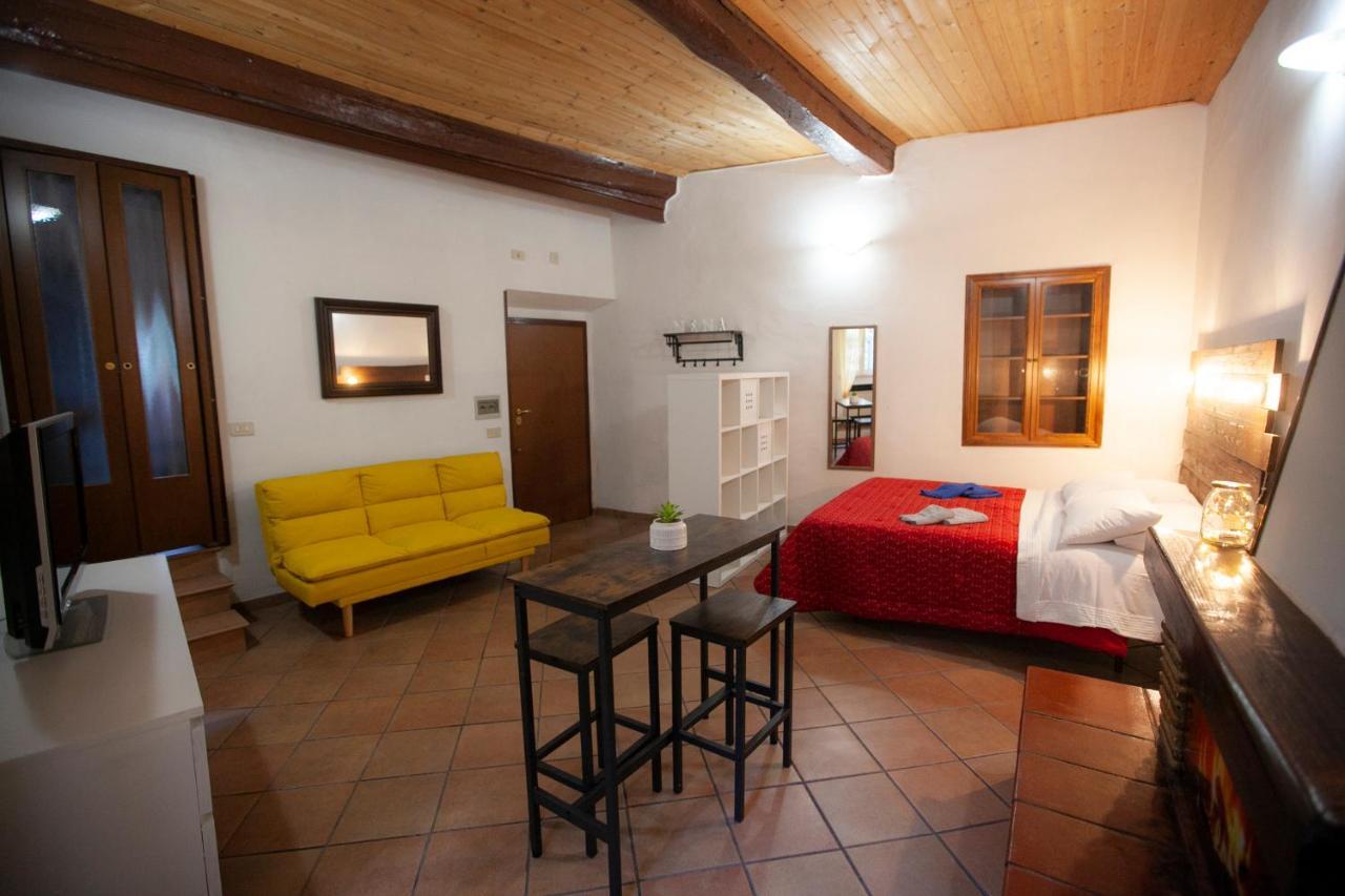 Casa Nena Hotel Nepi Luaran gambar