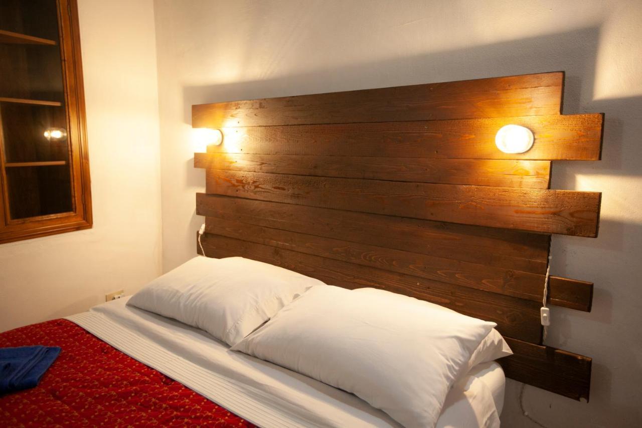Casa Nena Hotel Nepi Luaran gambar