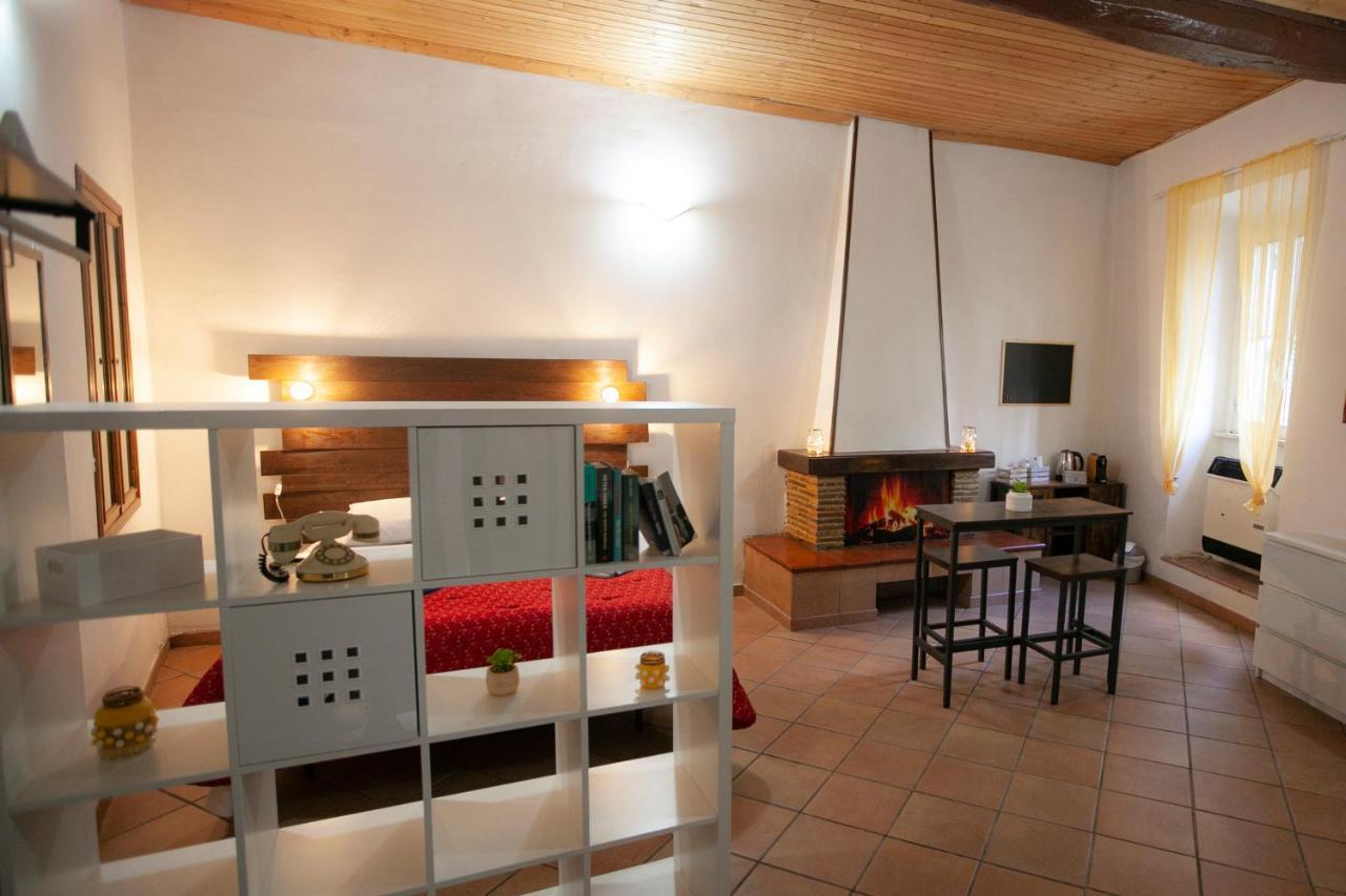 Casa Nena Hotel Nepi Luaran gambar